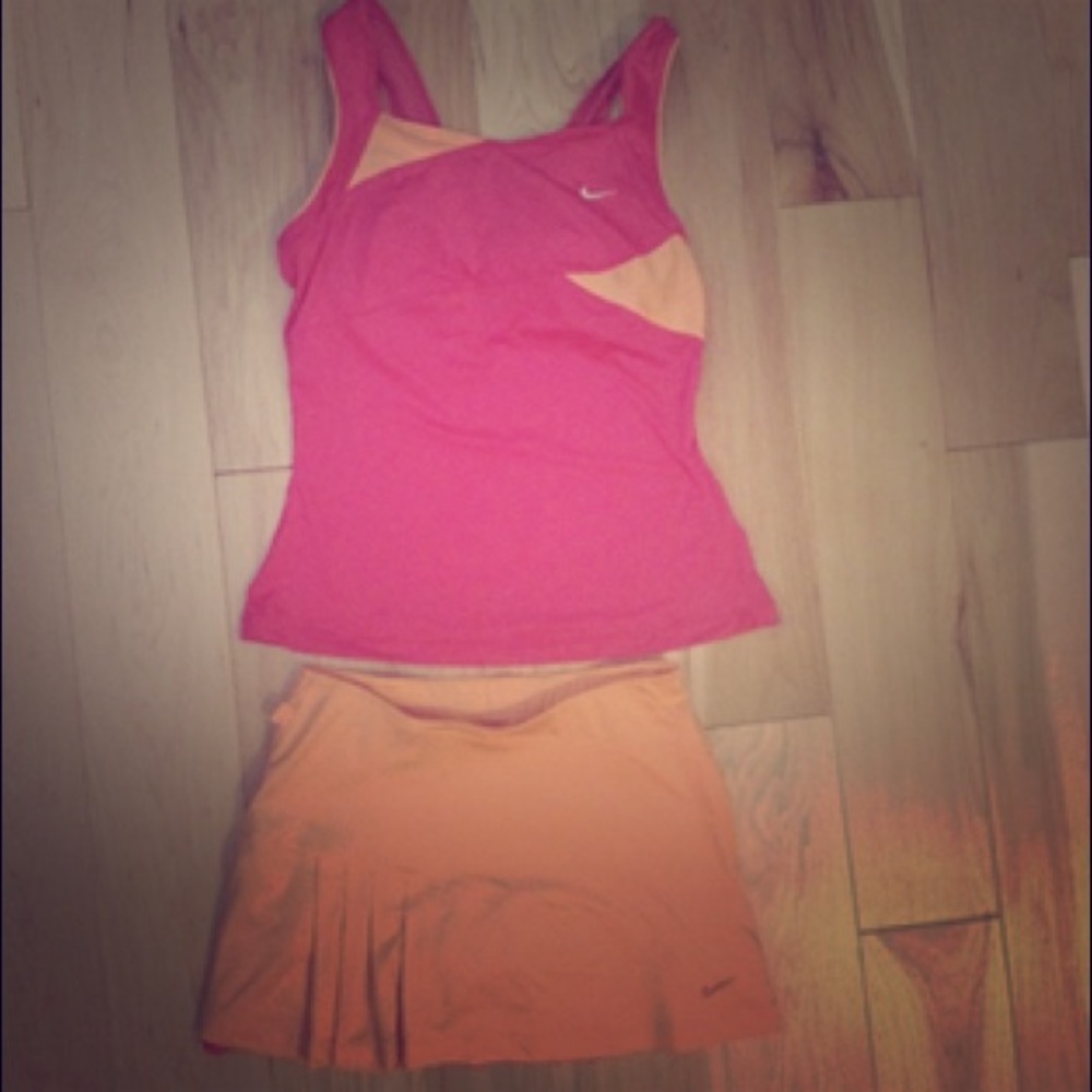 Nike tennis outfit, top is medium, bottom is small